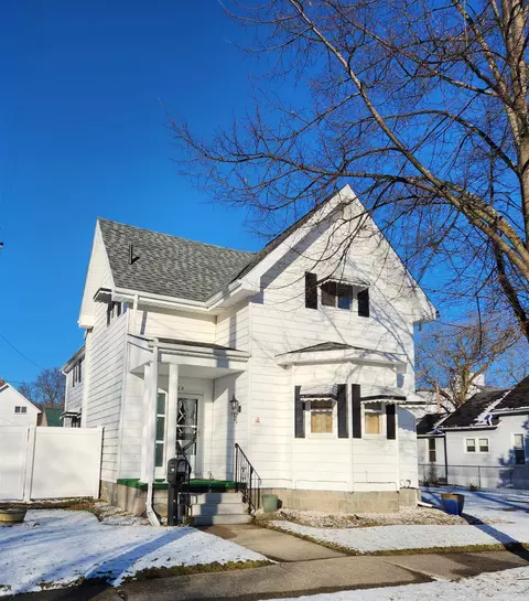 809 19th, Bay City, MI 48708