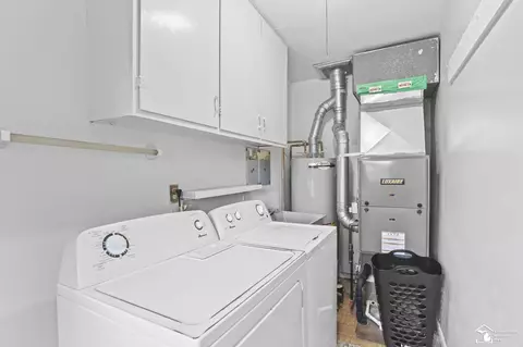 8675 Driftwood, Temperance, MI 48182 photo 19
