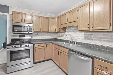 8675 Driftwood, Temperance, MI 48182 photo 8