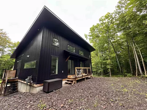50174 Airport Park, Hancock, MI 49930