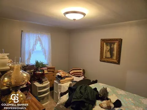 Bedroom - 4575 Meldrum, Casco, MI 48064 photo 2 of 2