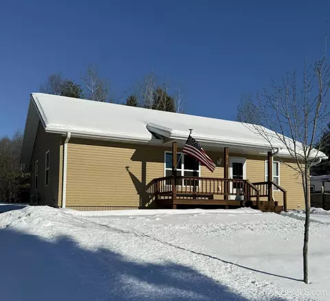 916 Coolidge, Kingsford, MI 49802