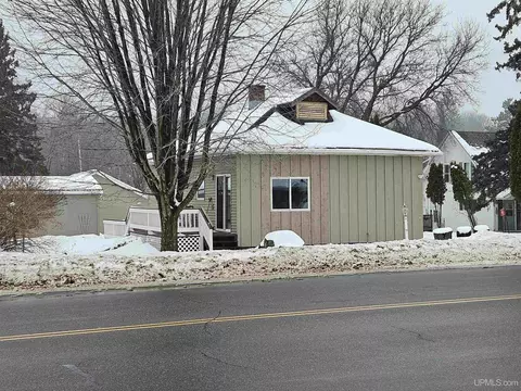 w601 County Road N, Niagara, WI 54151