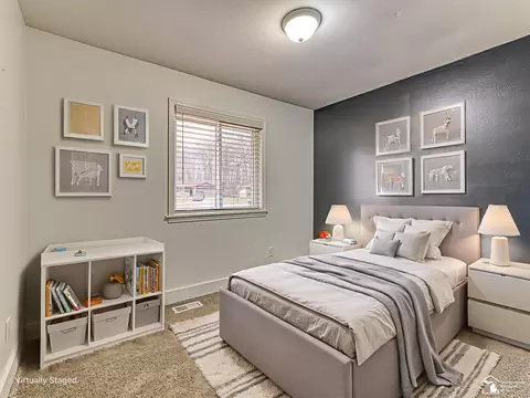 Bedroom - 18153 Doncaster, Brownstown, MI 48193 photo 2 of 9