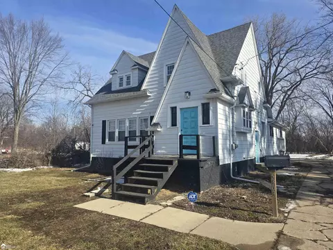 5303 Dixie, Saginaw, MI 48601