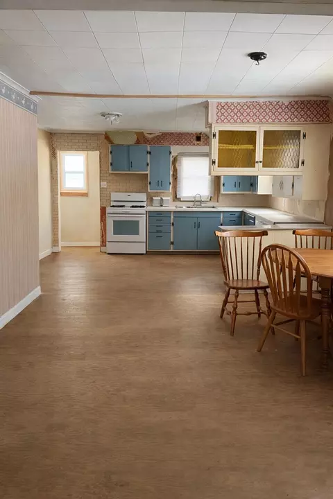 Kitchen - 5330 E 11th, Au Gres, MI 48703 photo 1 of 2