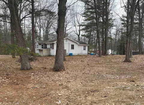 Exterior - 5330 E 11th, Au Gres, MI 48703 photo 7 of 14