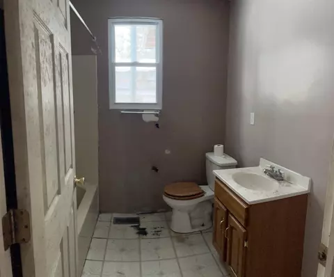 Bath - 5330 E 11th, Au Gres, MI 48703 photo 1 of 1