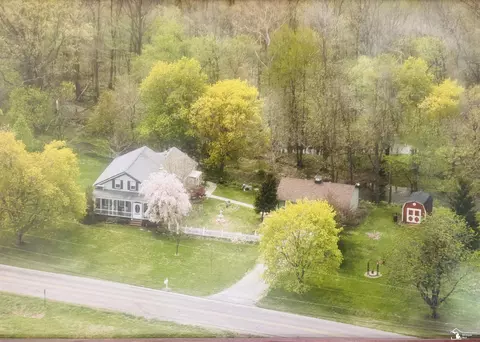 3829 N Otter Crk, Monroe, MI 48161