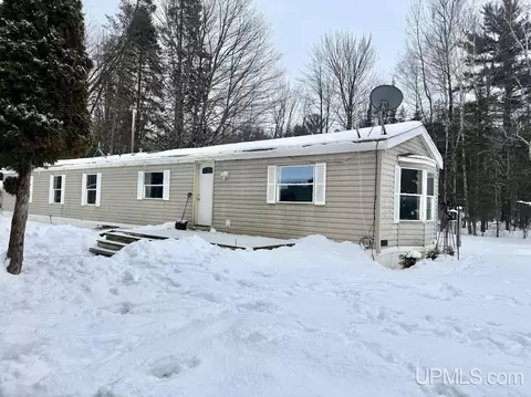 7896 O, Gladstone, MI 49837