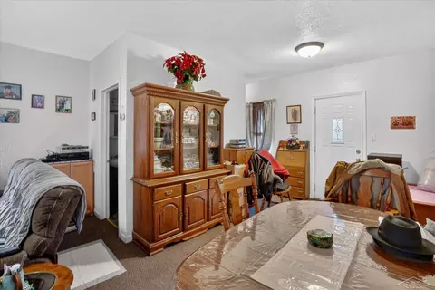Dining - 801 Center, Jackson, MI 49202 photo 1 of 1