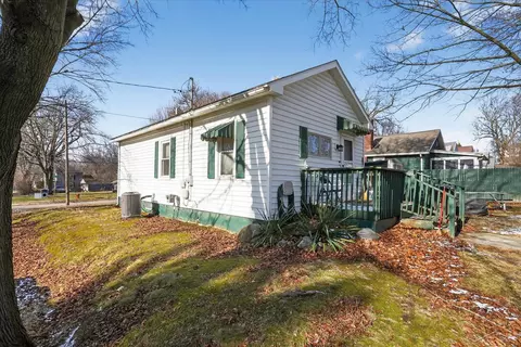 801 Center, Jackson, MI 49202