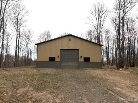 1402 Kentuck Lake Lndg, Phelps T-wi, WI 54554
