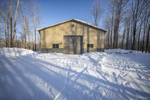 1402 Kentuck Lake Lndg, Phelps T-wi, WI 54554