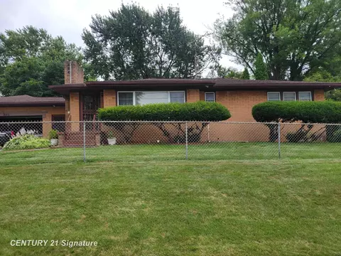 1065 W Kurtz, Flint, MI 48505