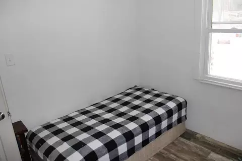 Bedroom - 9545 Hughes, Harrison, MI 48625 photo 3 of 3