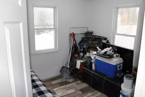 Bedroom - 9545 Hughes, Harrison, MI 48625 photo 2 of 3