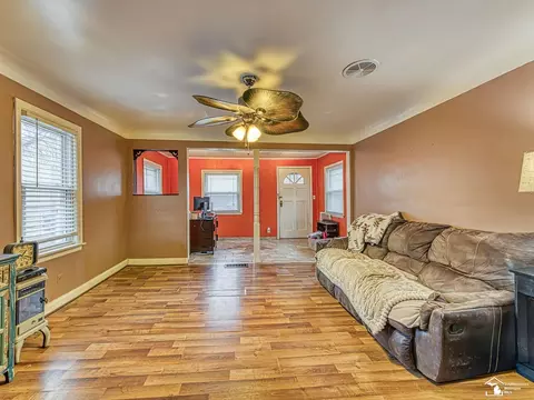 227 Huber, Monroe, MI 48162 photo 14