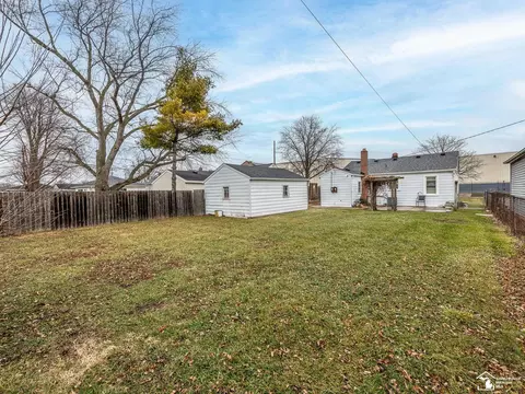 227 Huber, Monroe, MI 48162 photo 28