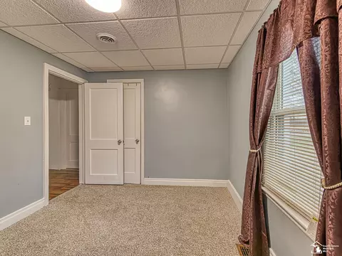 227 Huber, Monroe, MI 48162 photo 7