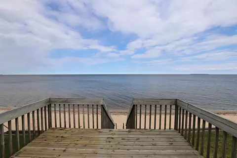 View/Area - 725 S S Cres, Au Gres, MI 48703 photo 2 of 9