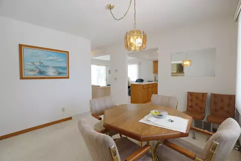 Dining - 725 S S Cres, Au Gres, MI 48703 photo 3 of 3