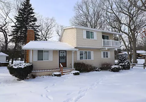 725 S S Cres, Au Gres, MI 48703