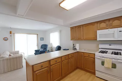 Kitchen - 725 S S Cres, Au Gres, MI 48703 photo 4 of 4