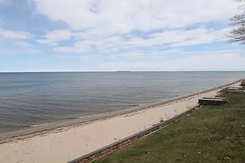 View/Area - 725 S S Cres, Au Gres, MI 48703 photo 3 of 9