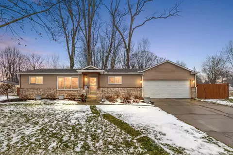 50752 Peggy, Chesterfield, MI 48047