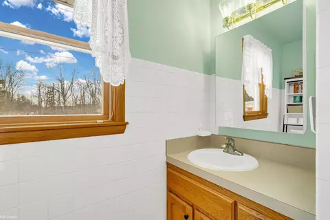 4590 Main, Applegate, MI 48401 photo 17