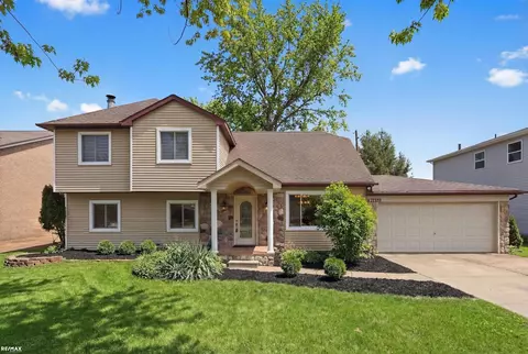 38044 Mallast, Harrison Township, MI 48045