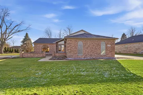 12366 Cone, Shelby Township, MI 48315