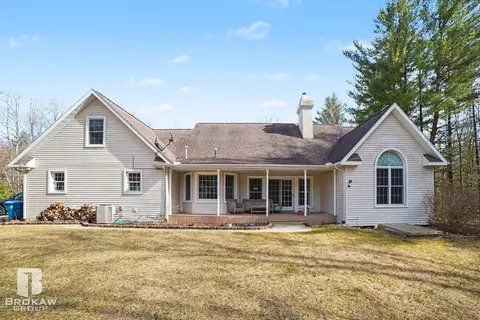 2910 Ginger, Coleman, MI 48618
