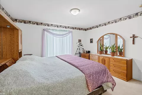 Bedroom - 842 Star, Davison, MI 48423 photo 3 of 6