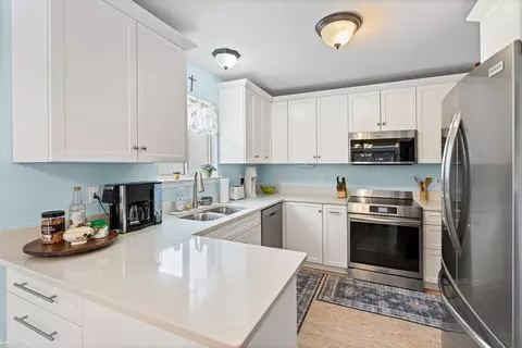 Kitchen - 842 Star, Davison, MI 48423 photo 1 of 3