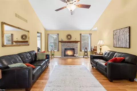 Other - 842 Star, Davison, MI 48423 photo 1 of 11