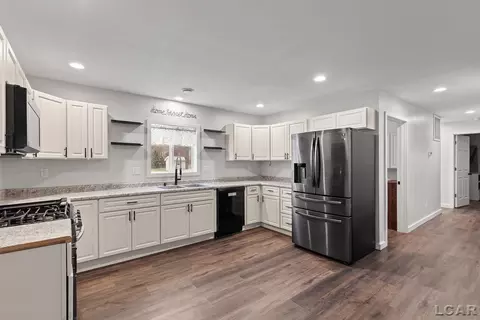 Kitchen - 201 S Talbot St, Addison, MI 49220 photo 1 of 3