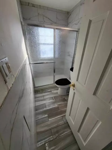 Bath - 1216 E Hemphill, Burton, MI 48529 photo 2 of 2