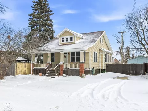 432 12th, Port Huron, MI 48060