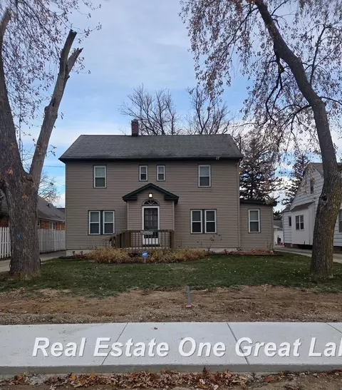 2912 State, Saginaw, MI 48602