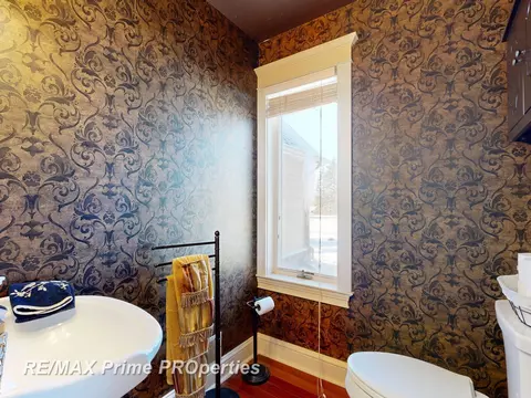 Bath - 2056 N Duffield, Flushing, MI 48433 photo 1 of 8