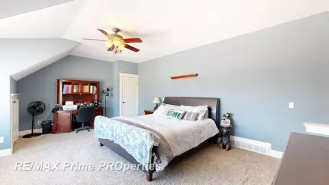 Bedroom - 2056 N Duffield, Flushing, MI 48433 photo 8 of 8