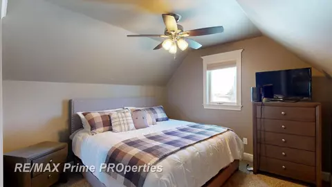 Bedroom - 2056 N Duffield, Flushing, MI 48433 photo 7 of 8