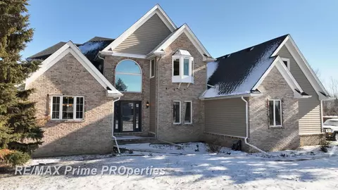 Exterior - 2056 N Duffield, Flushing, MI 48433 photo 3 of 22