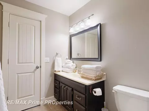 Bath - 2056 N Duffield, Flushing, MI 48433 photo 8 of 8