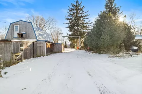 Exterior - 6446 W Beard, Perry, MI 48872 photo 11 of 17