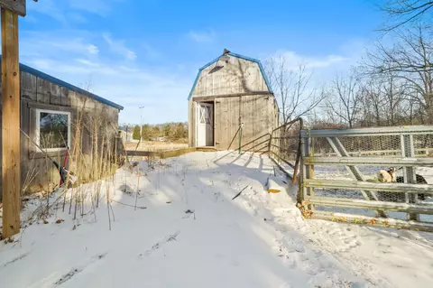Exterior - 6446 W Beard, Perry, MI 48872 photo 9 of 17
