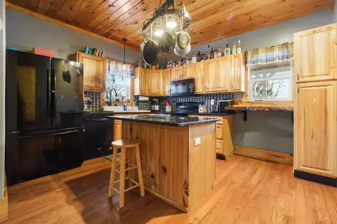 Kitchen - 6446 W Beard, Perry, MI 48872 photo 1 of 7