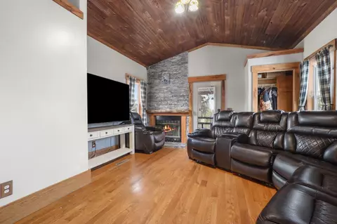 Living - 6446 W Beard, Perry, MI 48872 photo 1 of 2
